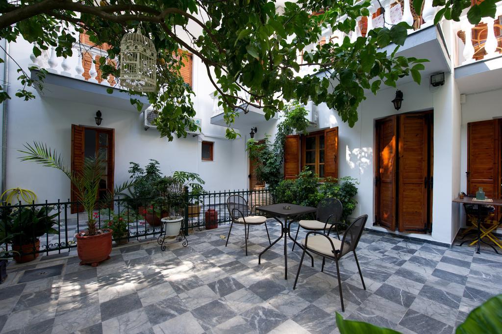 Pansion Nikos Vergos Parga Exterior photo