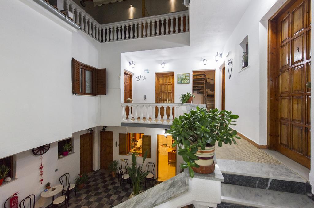 Pansion Nikos Vergos Parga Exterior photo
