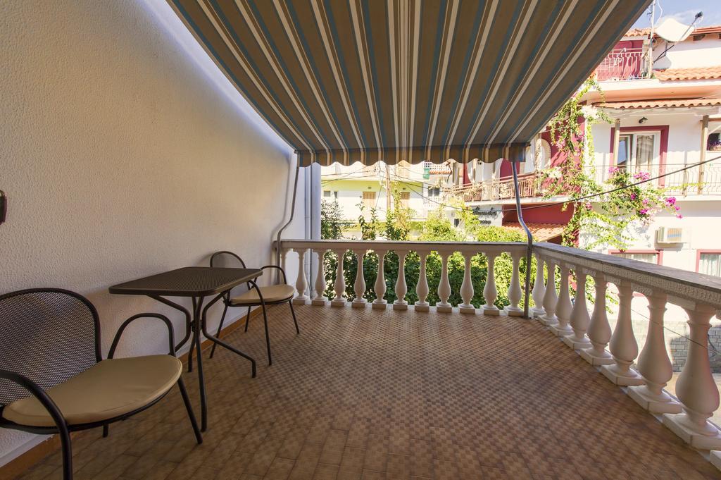 Pansion Nikos Vergos Parga Exterior photo
